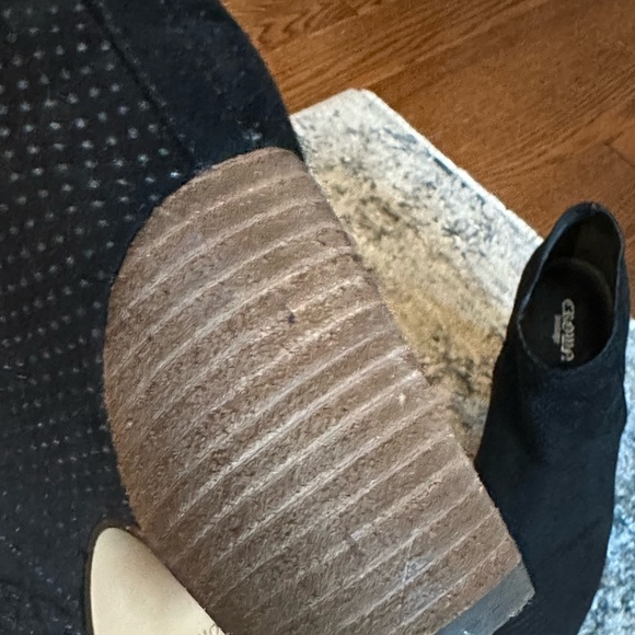 Crown Vintage Black Perforated Ankle Booties Block Heel Comfortable Casual - Picture 5 of 6